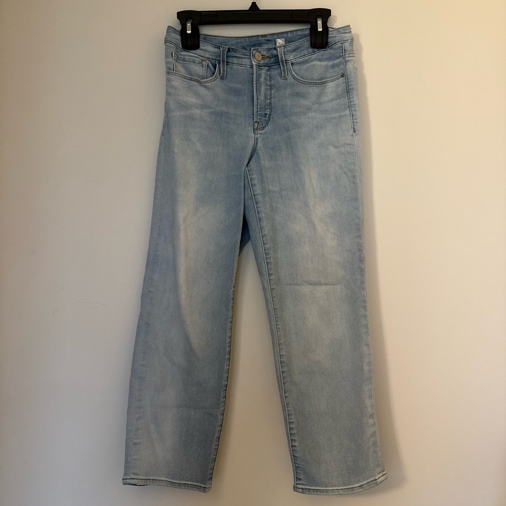 Athleta Light Wash Straight Leg Cropped Jeans